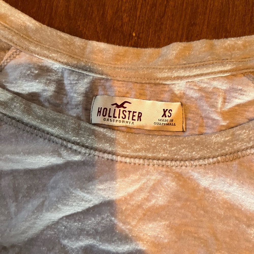 Hollister Woman’s Shirt Size XS